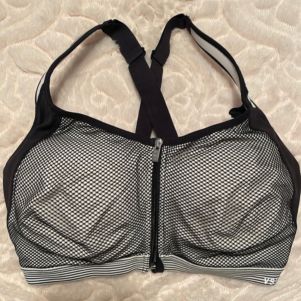 Victorias Secret Sports Bra 34DDD Zip front